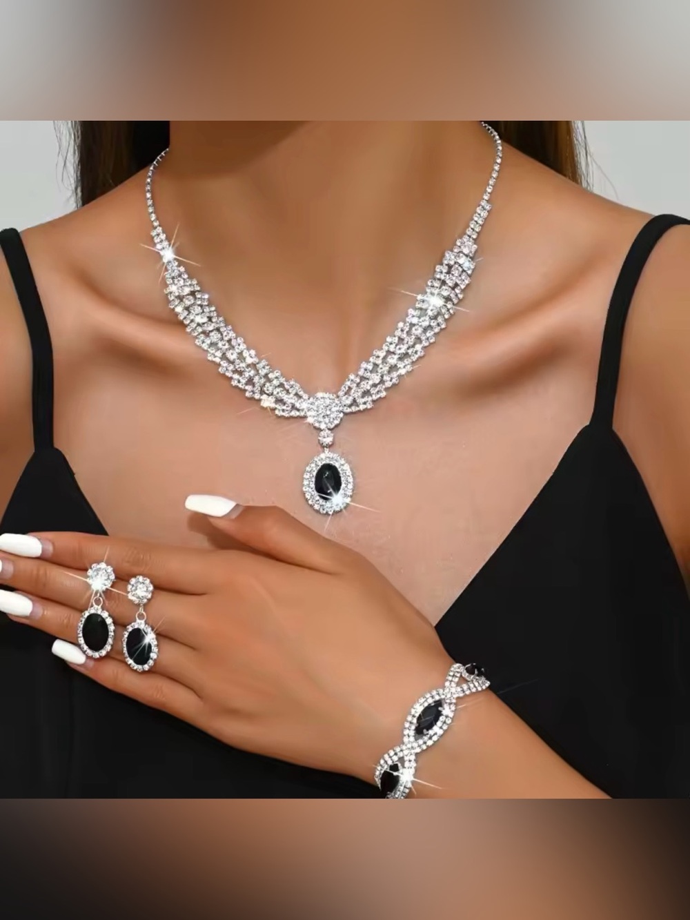 Stunning Elegant Black & Silver Crystal Necklace Bracelet Earrings Set of 3
